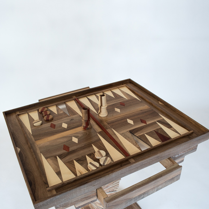 Hillsideout - Backgammon Tea Table